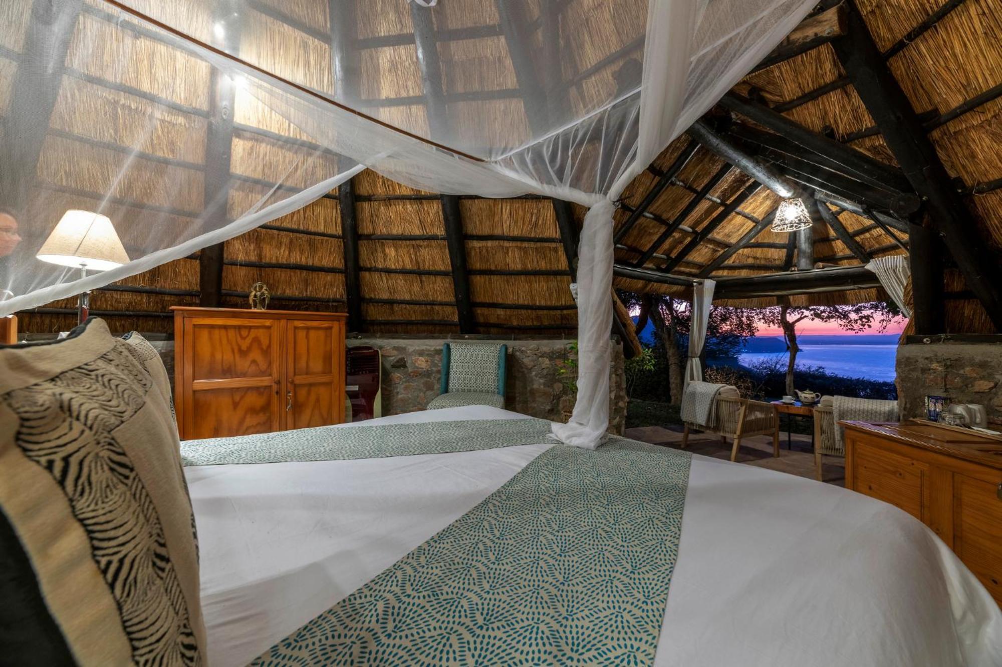 Hornbill Lodge Kariba Bagian luar foto